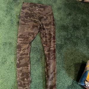 Align high rise lululemon CAMO legging